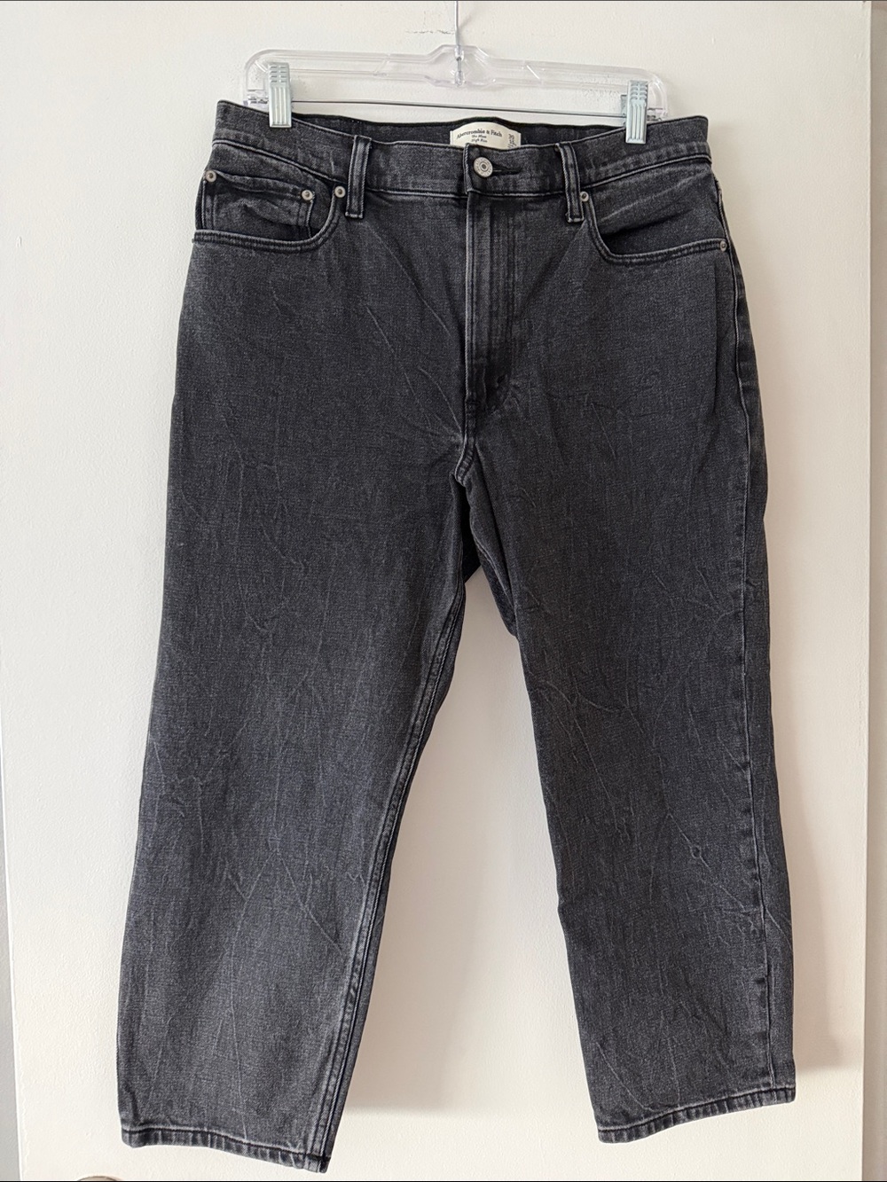 Abercrombie & Fitch The Mom High Rise Jeans Black Faded Wash Sz 30 / 10XS Short